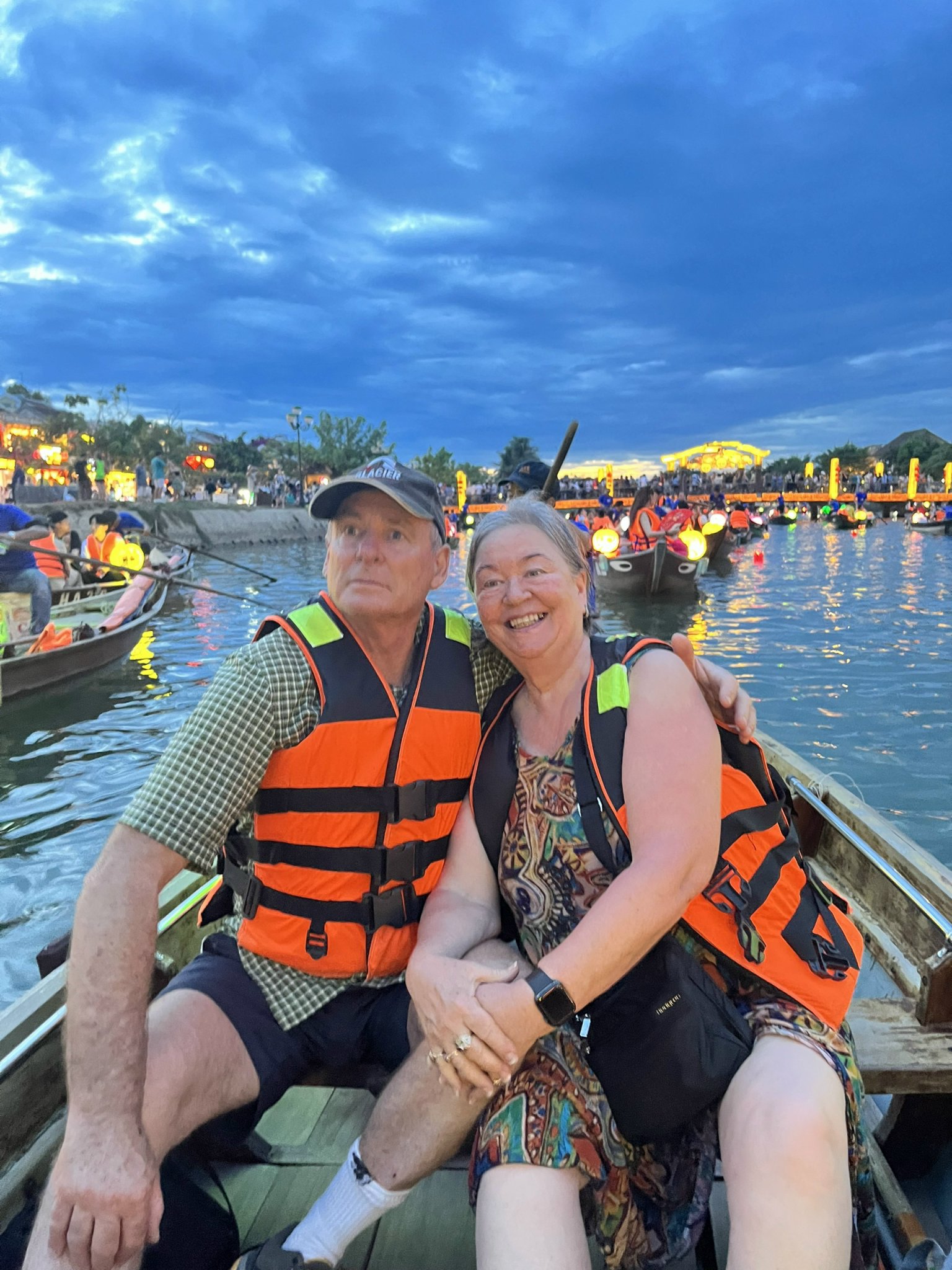 Hoi An City Tour – Boat Ride – Release Flower Lantern (Optional: Street Food)